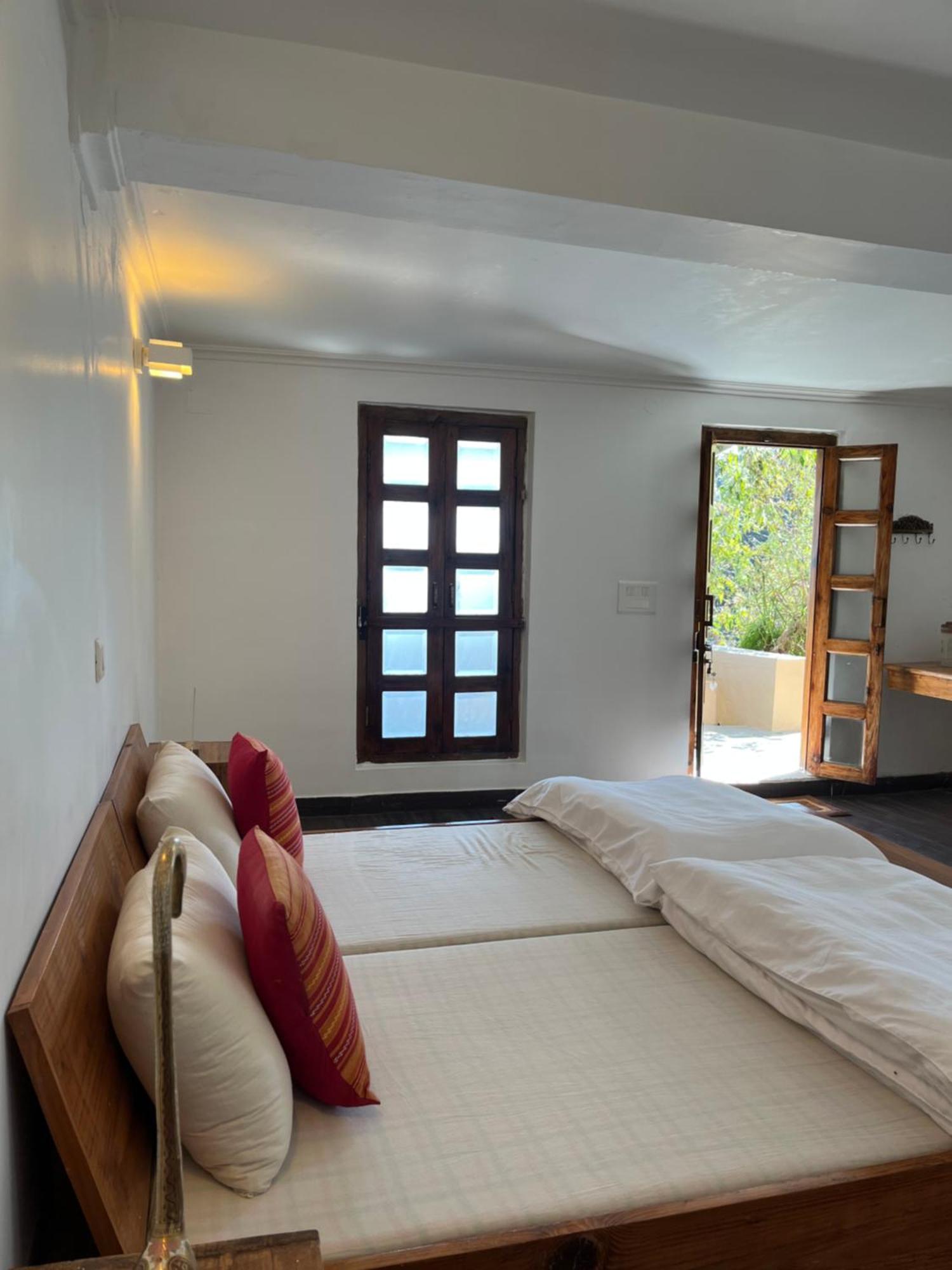 Dunagiri Retreat Dwarahat Eksteriør bilde